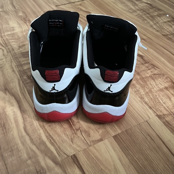 Jordan 11 retro low - Picture 3 of 5